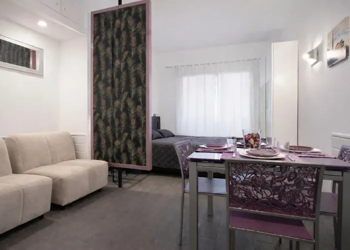 Saint Peter Basilica 200m- 2br -2ba -sleeps 6 * רומא