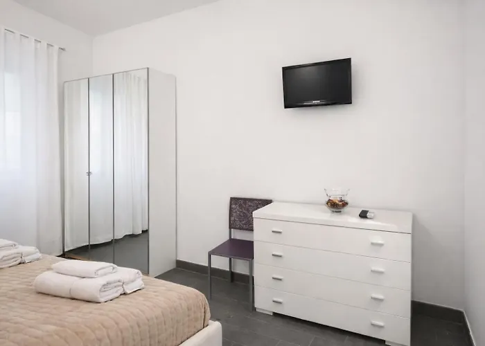 דירה Saint Peter Basilica 200m- 2br -2ba -sleeps 6 רומא
